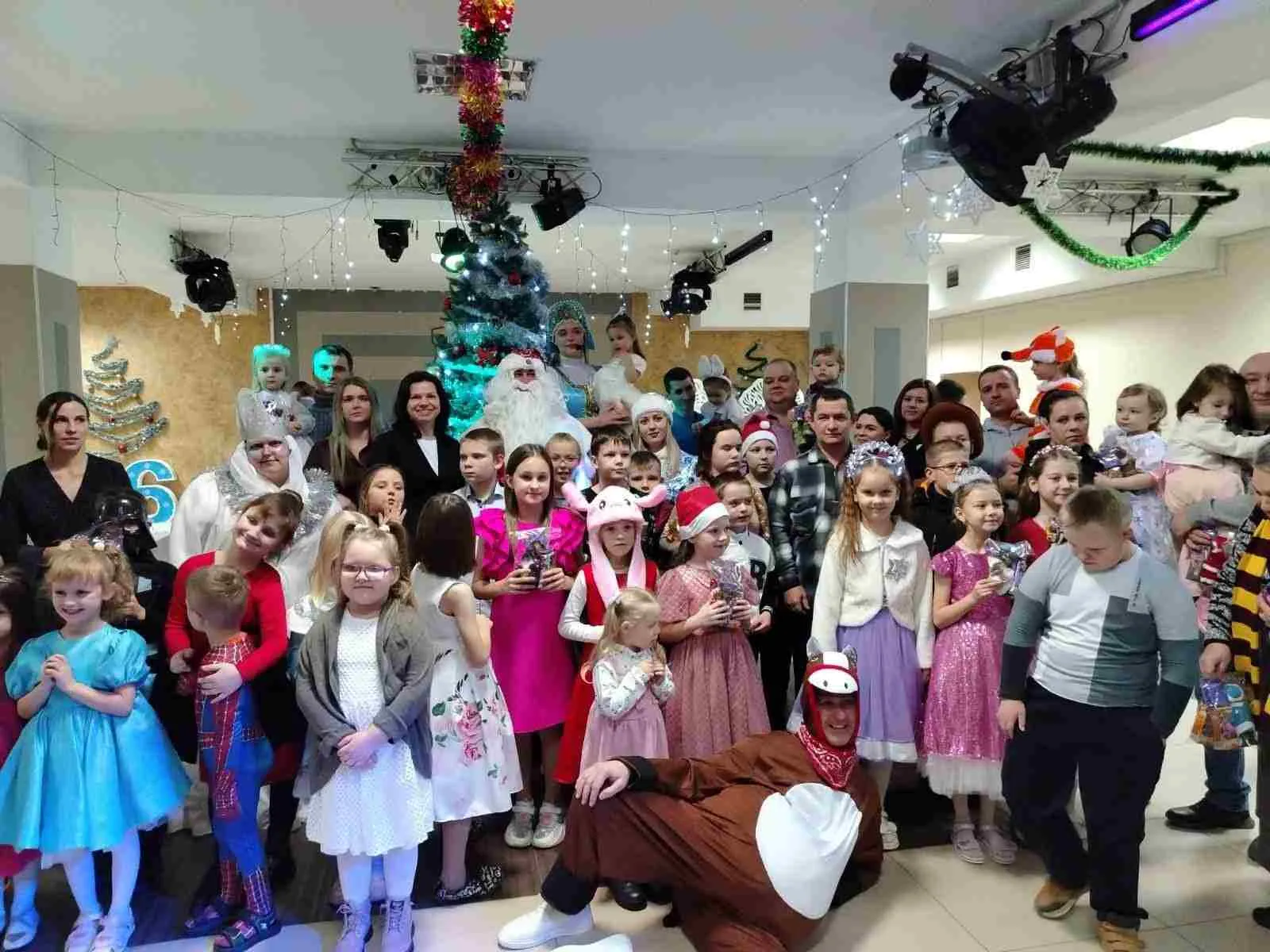 НОВОГОДНИЙ УТРЕНИК