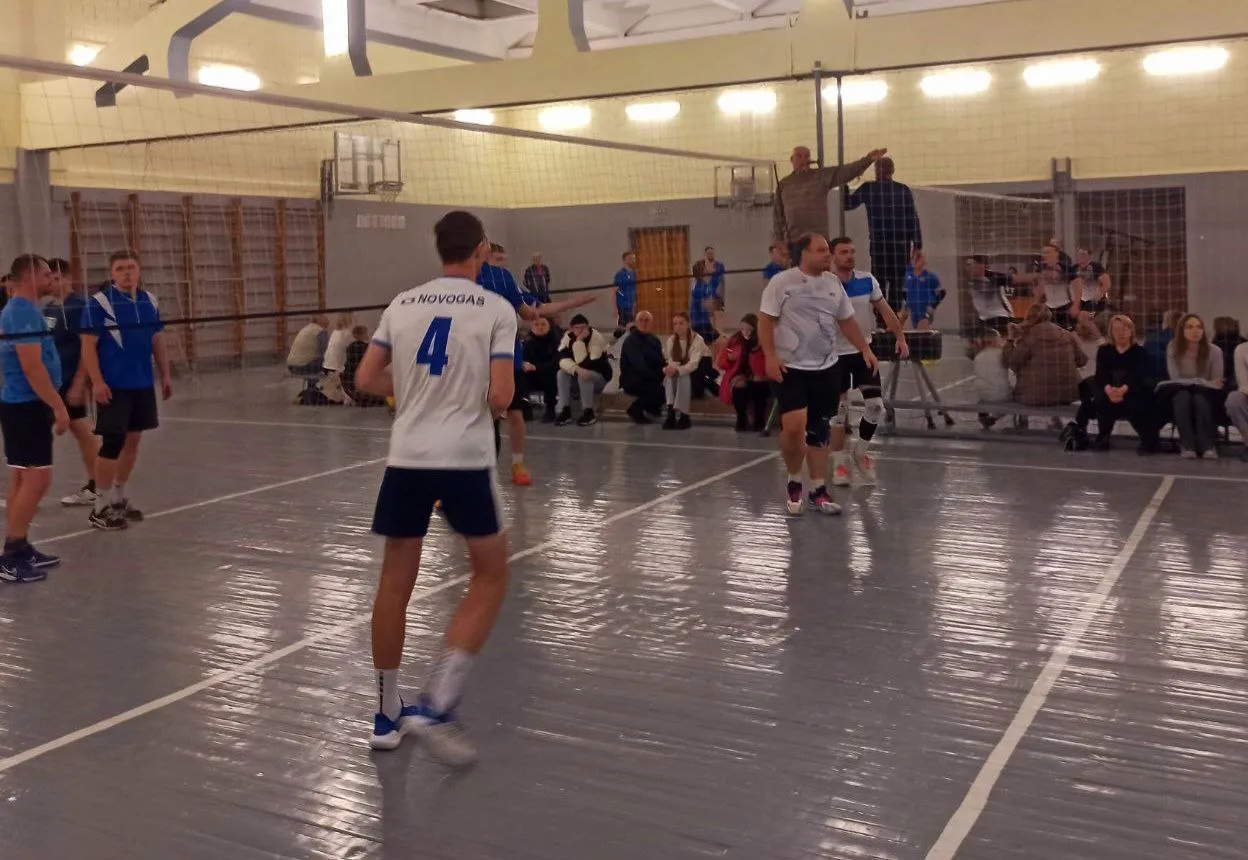 ⚡️Завершился чемпионат по волейболу среди мужских команд трудовых коллективов Новогрудского района