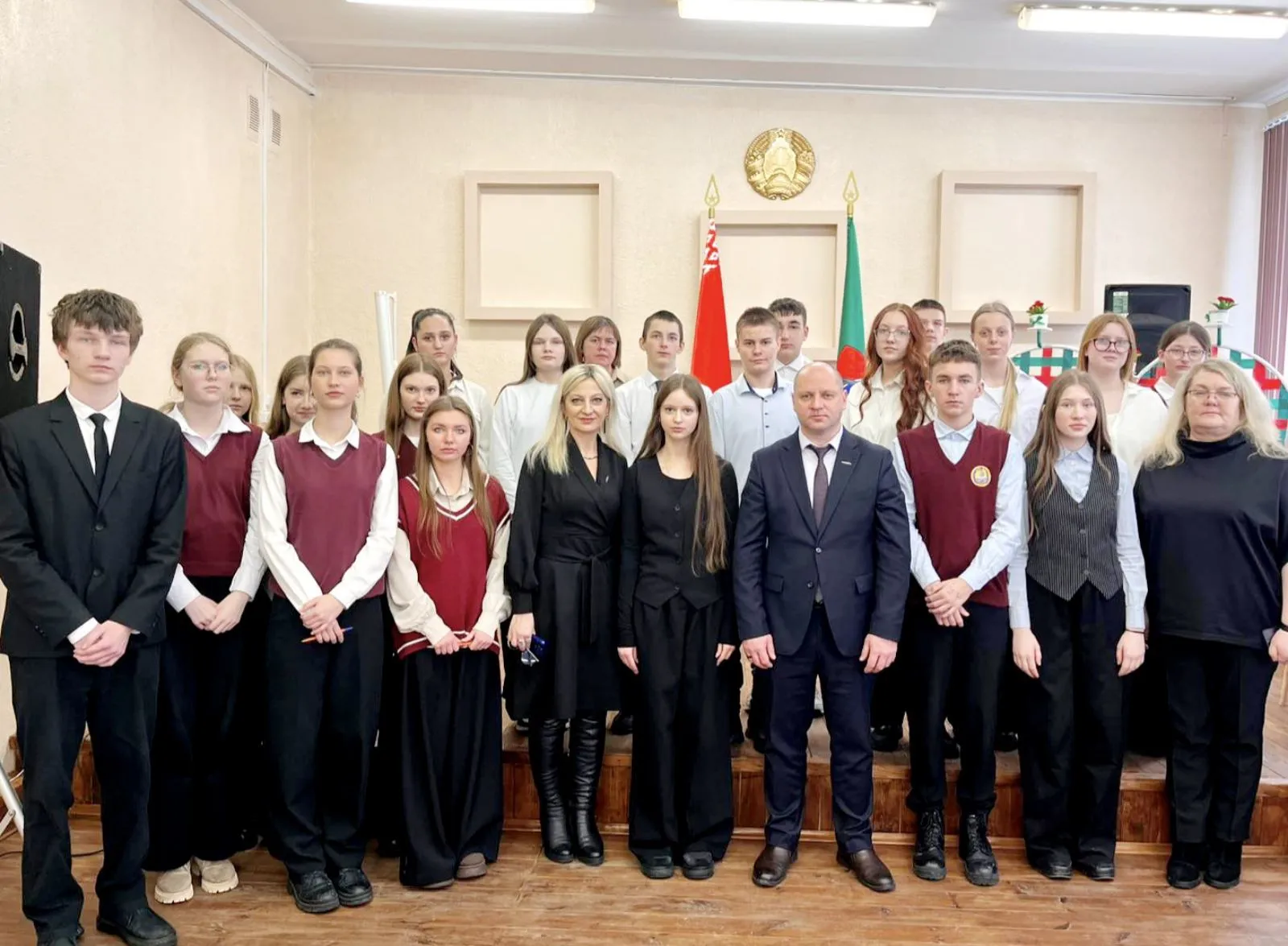 Быть достойным гражданином Республики Беларусь – значит быть частью белорусского общества. 