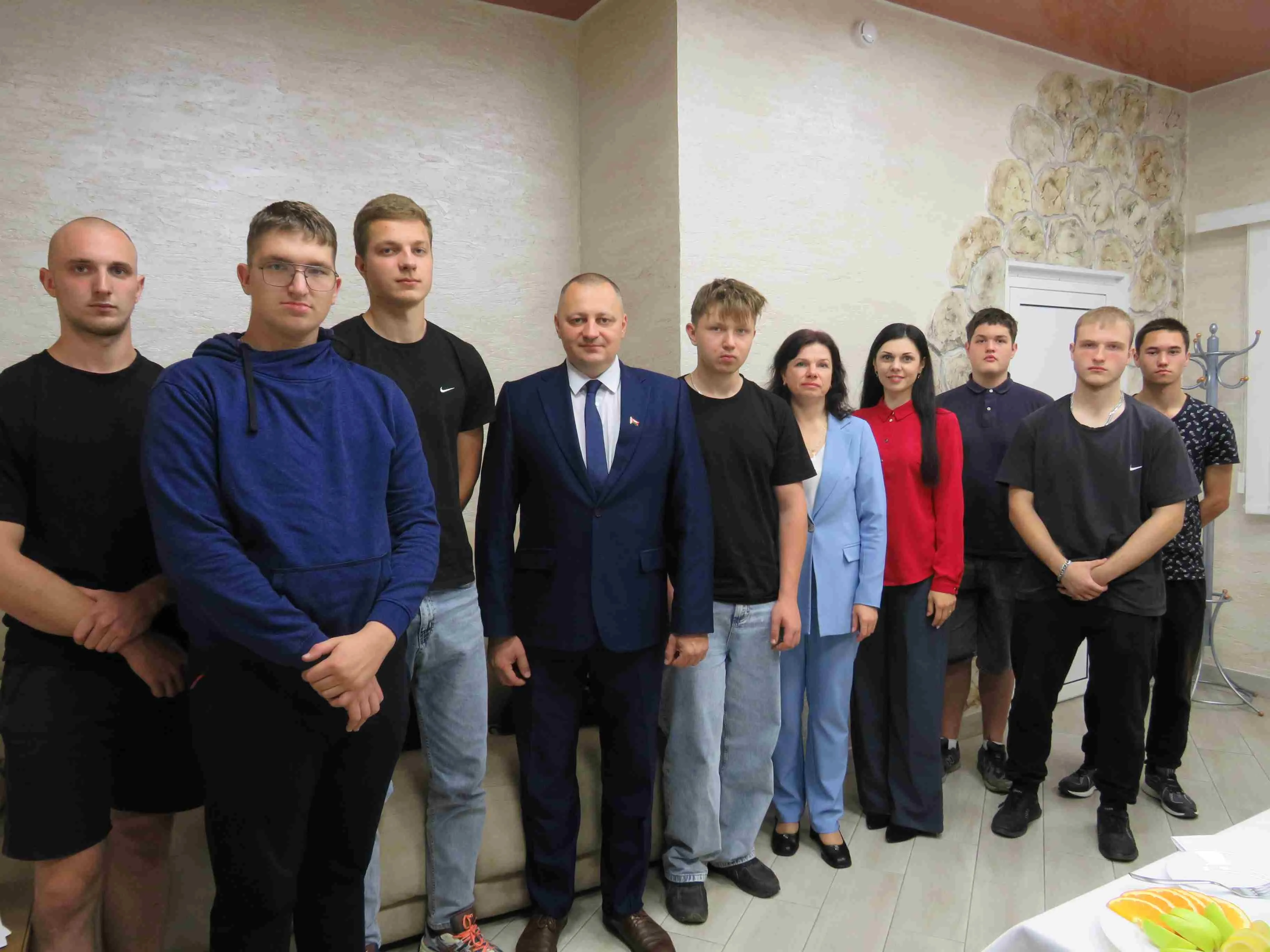 10 сентября 2025 года состоялась ежегодная встреча руководства завода с молодыми специалистами, уже ставшая доброй традицией предприятия.