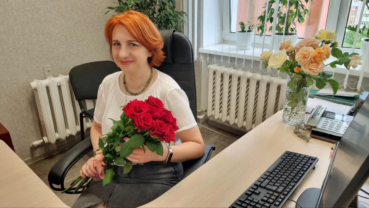 В этот день, 06 августа, спешим поздравить с юбилеем бухгалтера Новогрудского завода газовой аппаратуры - Татьяну Николаевну ДЕЩЕНЮ.