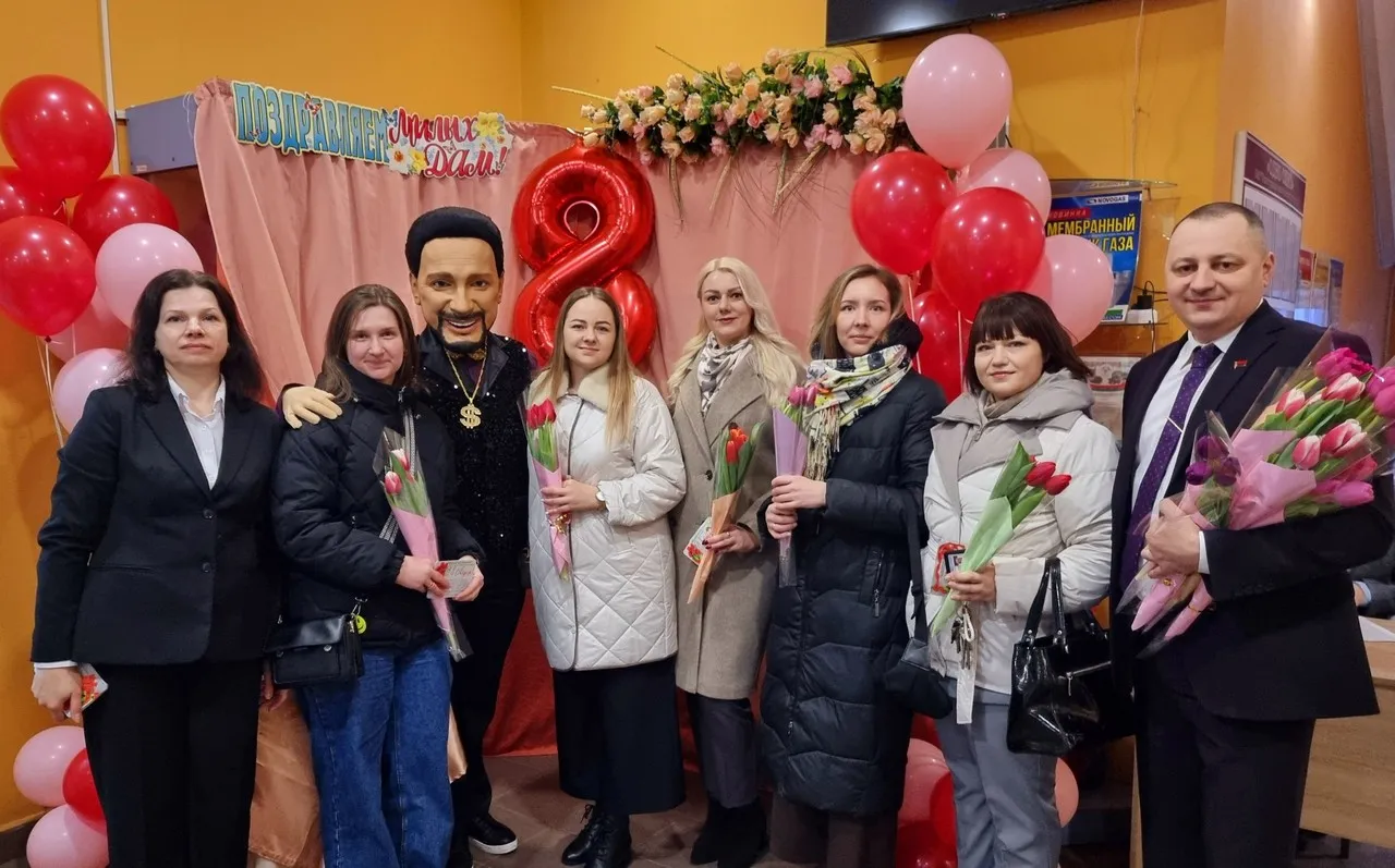 🌹С наступающим праздником весны и очарования — Международным женским днем! ❤️