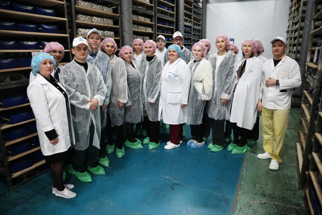 📌29 января на базе филиала «Новогрудские дары» ОАО «Лидский молочно-консервный комбинат» прошел семинар-совещание для членов Совета работающей молодежи и резерва кадров идеологического актива Новогрудского района. 