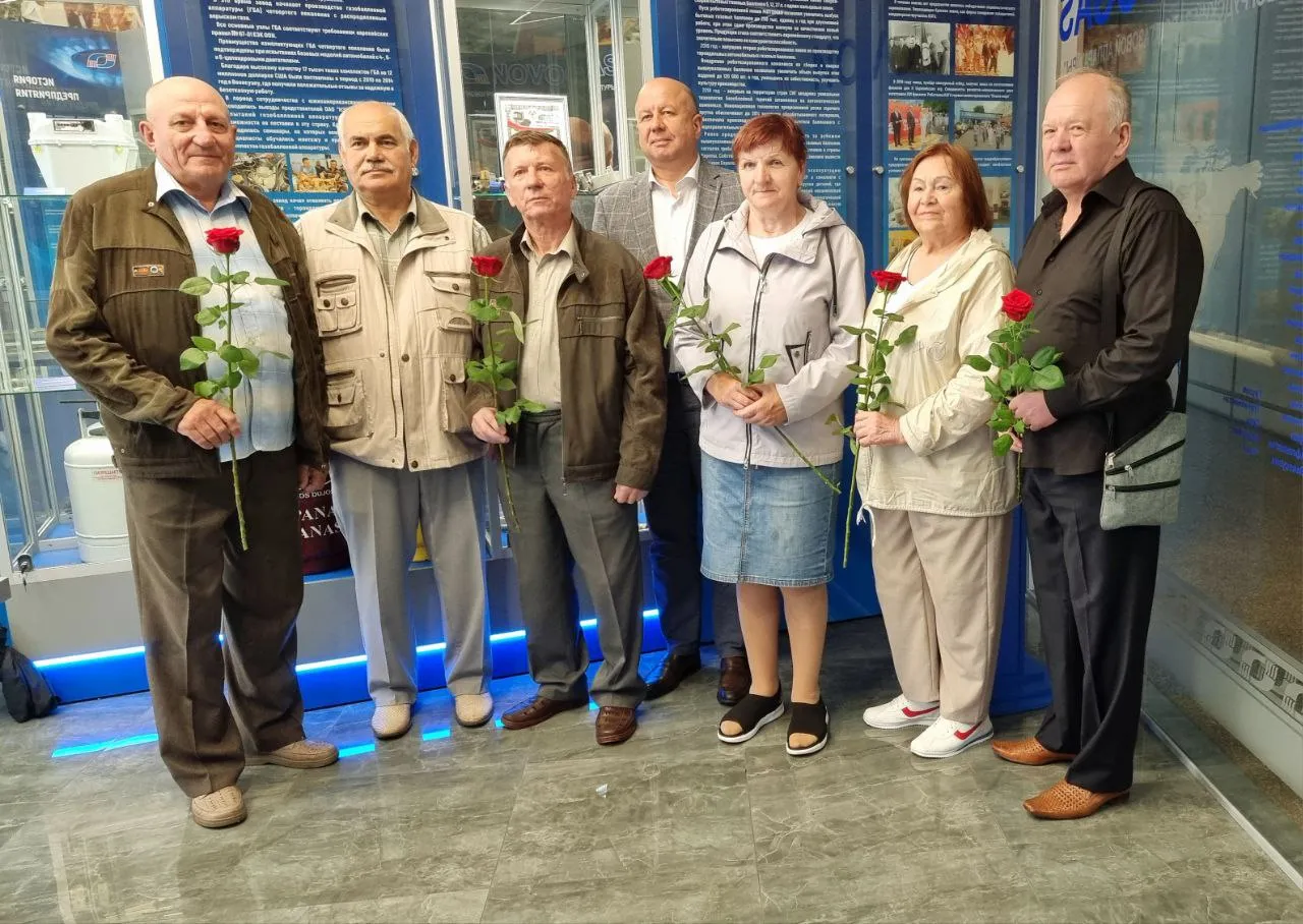 Поздравляем с юбилеем ветеранов труда ОАО "НЗГА"